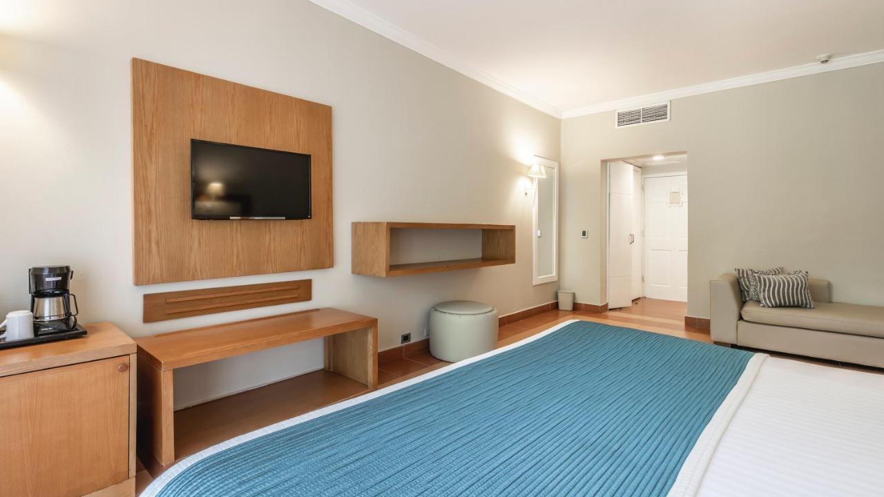 ビー リブ コレクション カノア オール インクルーシブ バヤイベ エクステリア 写真 A room at the hotel