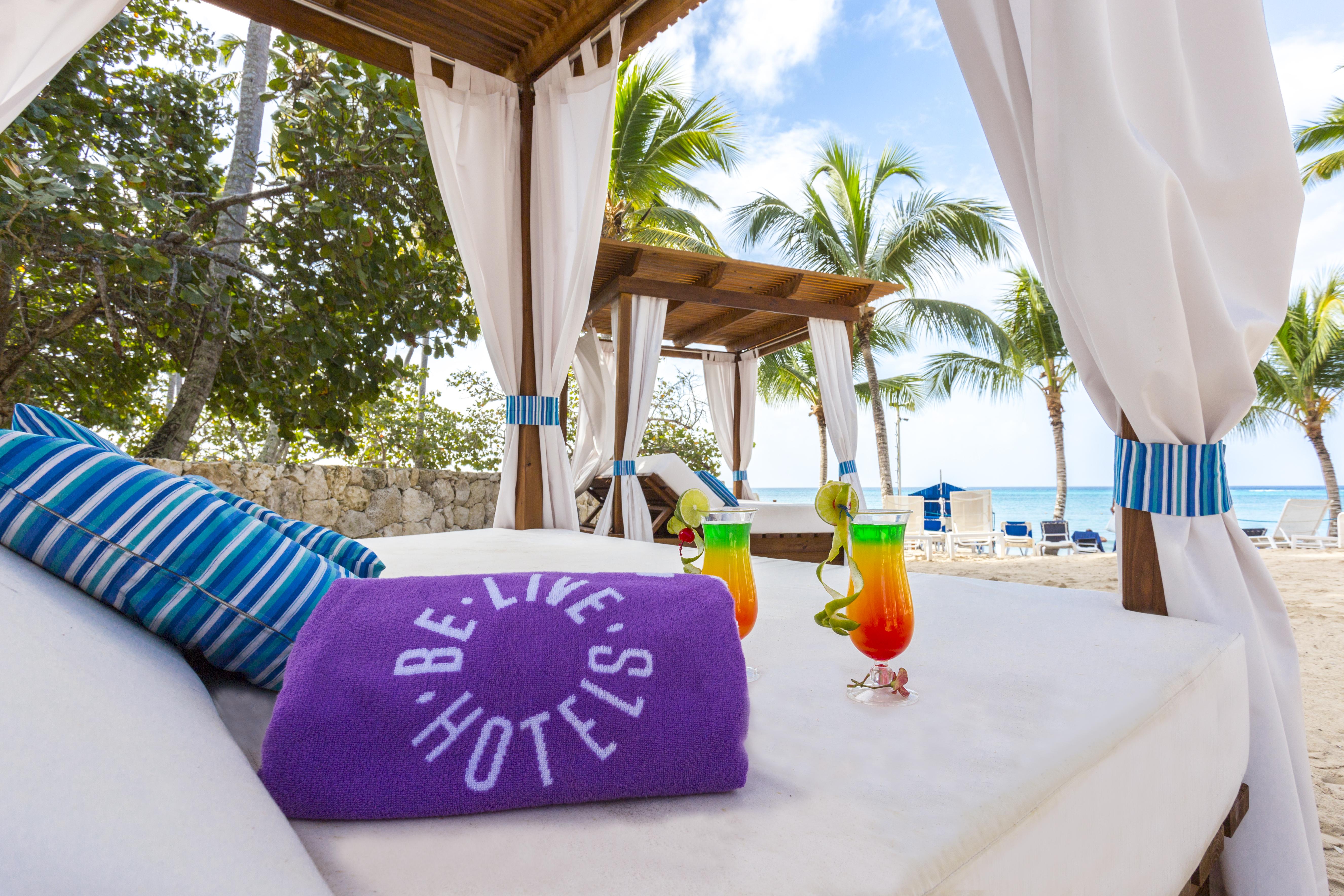 ビー リブ コレクション カノア オール インクルーシブ バヤイベ エクステリア 写真 Beach at the Live Aqua Beach Resort